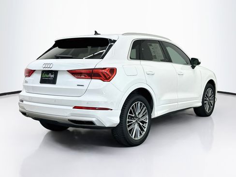 Used 2022 Audi Q3 2.0T Premium w/ Convenience Package AWD/4WD image 9