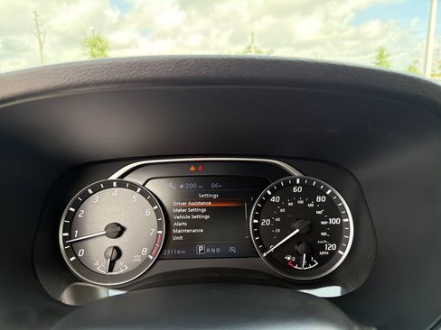 Certified 2024 Nissan Frontier SV w/ SV Convenience Package RWD image 27