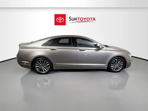 Used 2020 Lincoln MKZ w/ Convenience Package FWD image 2