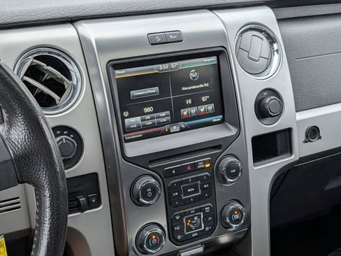 Used 2014 Ford F150 FX4 w/ Equipment Group 402A Luxury AWD/4WD image 19