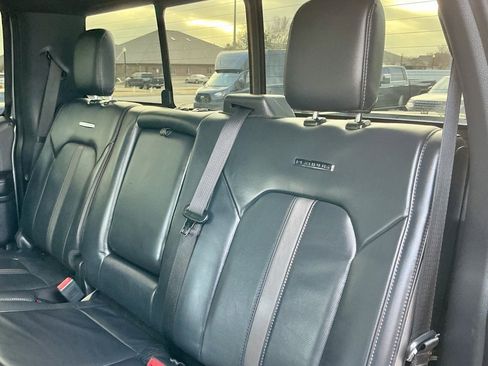 Used 2022 Ford F250 Platinum w/ FX4 Off-Road Package image 28