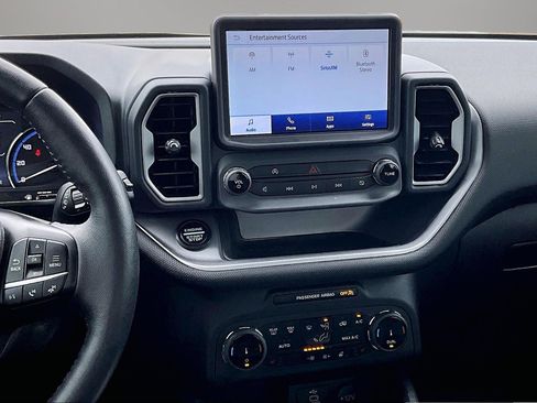 Used 2023 Ford Bronco Sport Outer Banks image 9