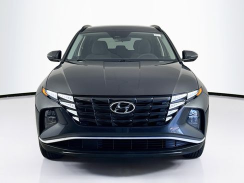 Used 2023 Hyundai Tucson SEL FWD image 2
