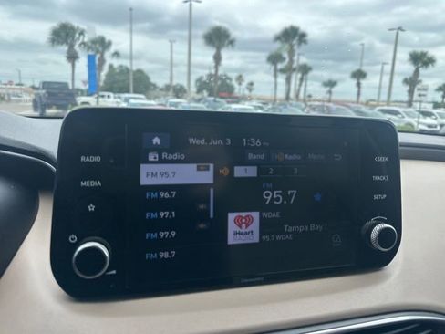 Used 2022 Hyundai Santa Fe SEL FWD image 27