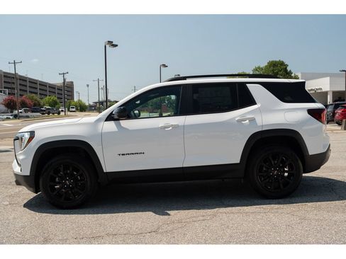 New 2027 GMC Terrain Elevation w/ Elevation Premium Package FWD image 5