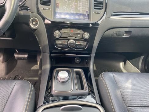 Used 2020 Chrysler 300 S w/ 300S Premium Group 2 RWD image 18