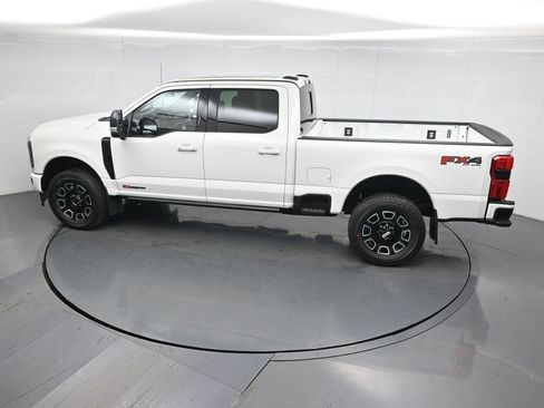 New 2026 Ford F250 Platinum image 42