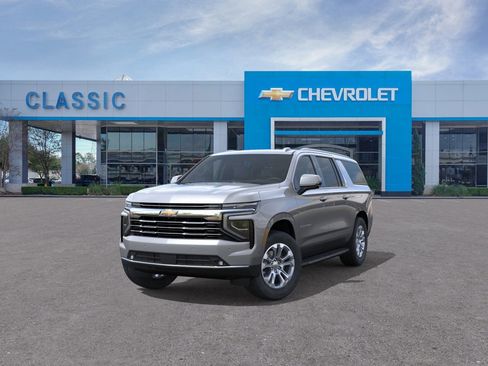 New 2026 Chevrolet Suburban LT w/ Comfort Package image 8