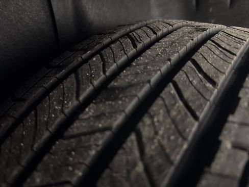 New 2026 Chevrolet Equinox EV LT image 35