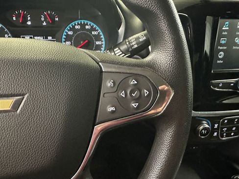 Used 2019 Chevrolet Traverse LS w/ LPO, Blackout Package FWD image 9