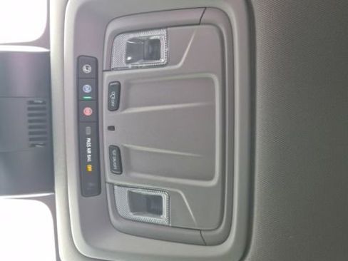 Used 2024 Chevrolet Silverado 1500 LT Trail Boss w/ Protection Package AWD/4WD image 31