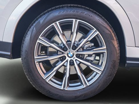 Used 2023 BMW X6 xDrive40i w/ M Sport Package image 49