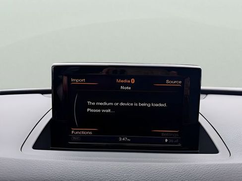 Used 2018 Audi Q3 2.0T Premium Plus w/ Premium Plus Package image 17