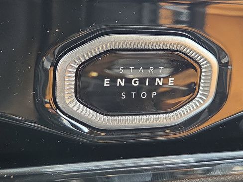 New 2026 Jeep Grand Cherokee Summit AWD/4WD image 17
