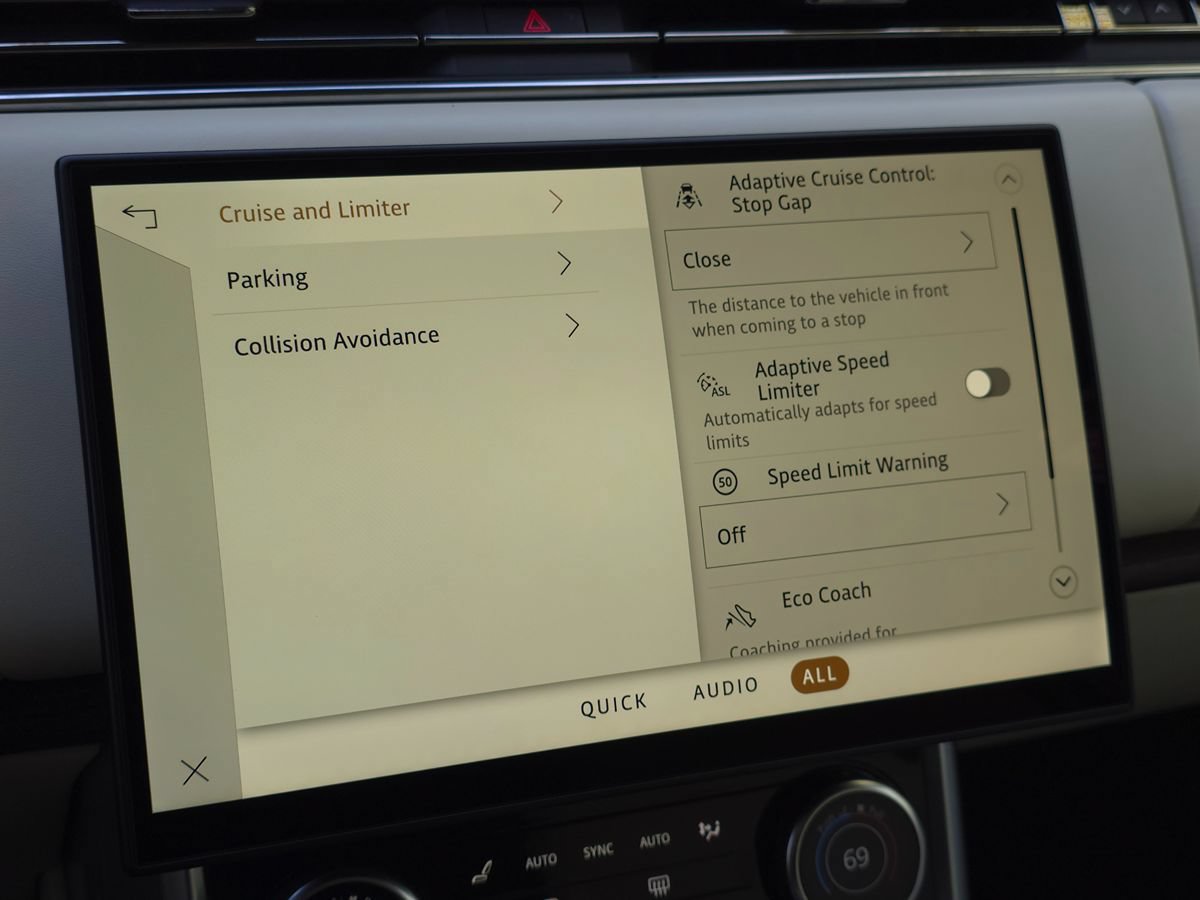 Used 2023 Land Rover Range Rover SE AWD/4WD image 47