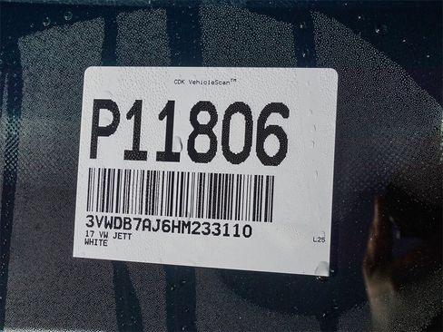 Used 2017 Volkswagen Jetta SE image 26