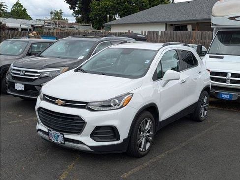 Used 2019 Chevrolet Trax LT w/ LT Convenience Package FWD image 37