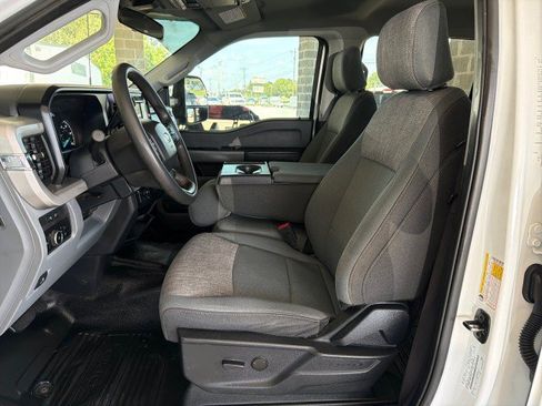 Used 2024 Ford F350 XLT w/ FX4 Off-Road Package AWD/4WD image 10