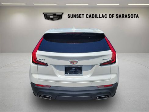 Certified 2023 Cadillac XT4 Luxury FWD image 5