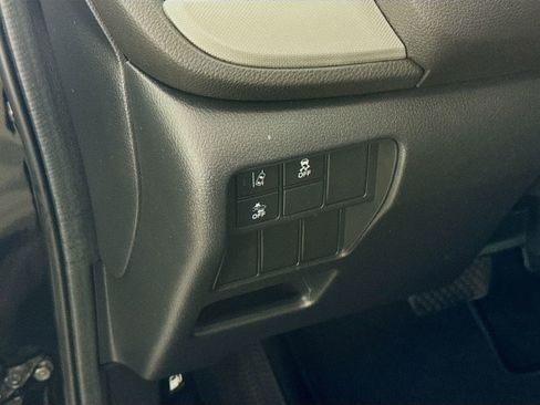 Used 2020 Honda CR-V LX image 7