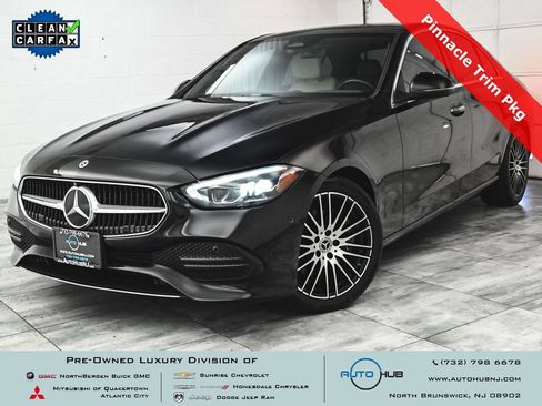 Used 2022 Mercedes-Benz C 300 4MATIC Sedan image 1