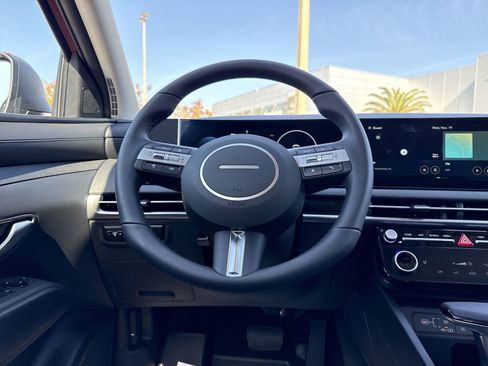 New 2026 Hyundai Tucson SEL image 12