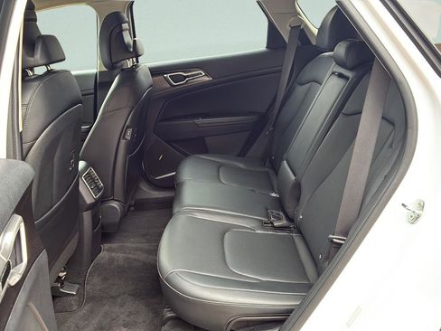 Used 2024 Kia Sportage EX FWD image 14