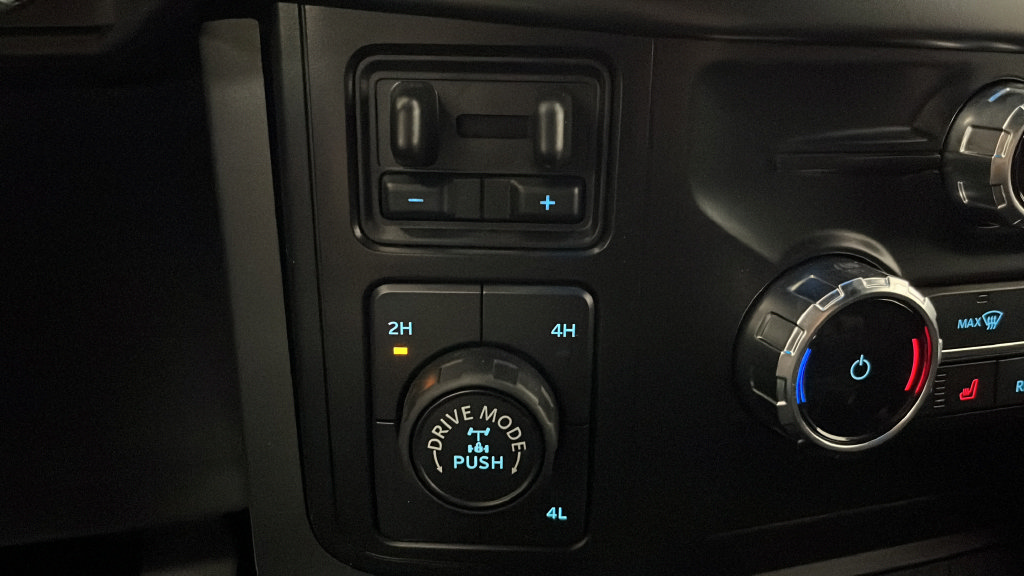 Used 2024 Ford F150 XLT w/ Equipment Group 302A MID AWD/4WD image 30