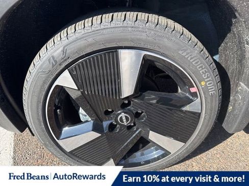 New 2026 Nissan Kicks SR w/ Cold Weather Package AWD/4WD image 6