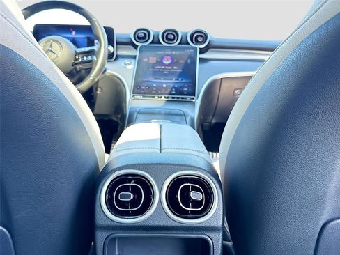 Used 2022 Mercedes-Benz C 300 Sedan image 25