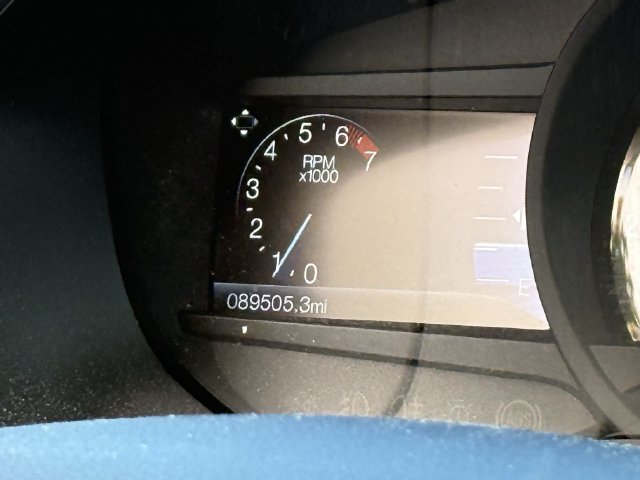 Used 2017 Ford Edge Titanium w/ Equipment Group 301A AWD/4WD image 15