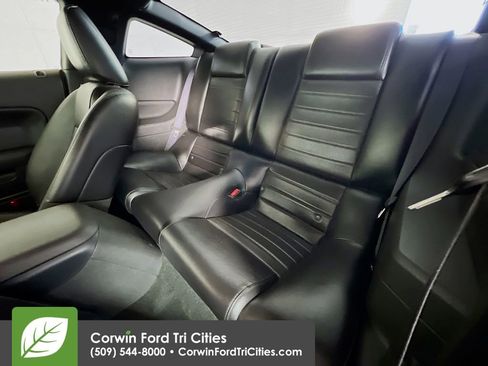 Used 2006 Ford Mustang GT Premium RWD image 24
