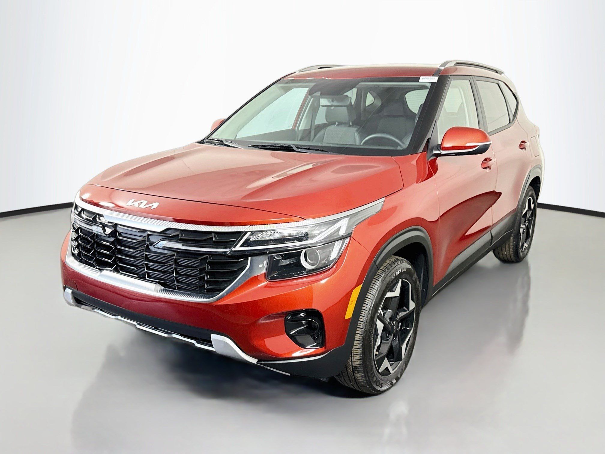 Used 2026 Kia Seltos S FWD image 4