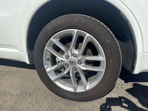 Certified 2024 Dodge Durango GT image 18