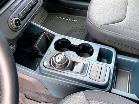 New 2025 Ford Maverick XLT w/ XLT Luxury Package image 7