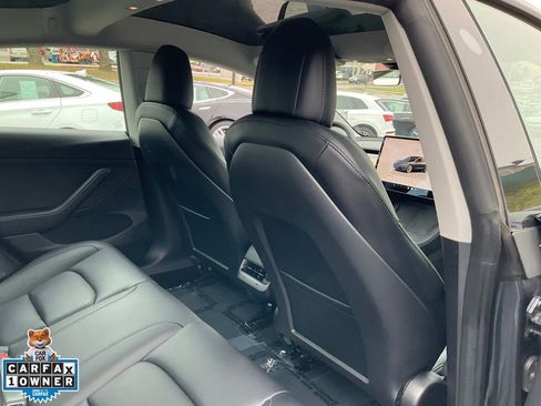 Used 2022 Tesla Model 3 Long Range AWD/4WD image 46