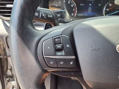 Used 2020 Ford Explorer XLT w/ Comfort Package image 18