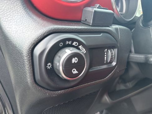 Used 2023 Jeep Gladiator Rubicon w/ LED Lighting Group image 44