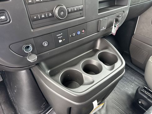 New 2025 Chevrolet Express 2500 w/ Driver Convenience Package image 18