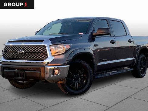 Used 2018 Toyota Tundra SR5 w/ SR5 Upgrade Package RWD image 1