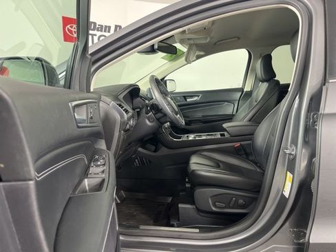 Used 2022 Ford Edge Titanium w/ Equipment Group 301A image 3