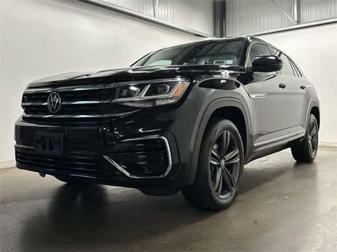 Certified 2022 Volkswagen Atlas Cross Sport SEL R-Line image 31
