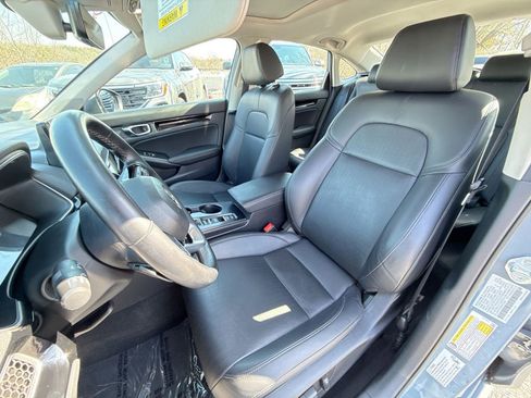 Used 2023 Honda Civic Touring image 13