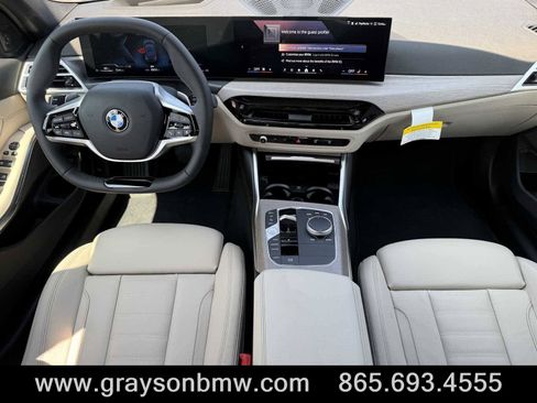 Used 2025 BMW 330i xDrive Sedan w/ Premium Package image 15
