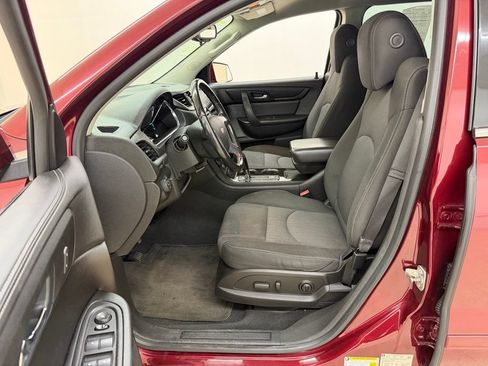Used 2017 Chevrolet Traverse LT AWD/4WD image 21