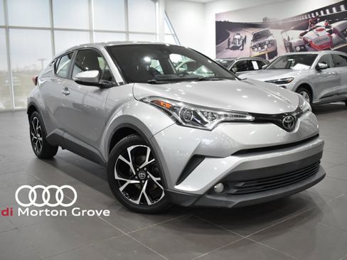 Used 2018 Toyota C-HR XLE image 1