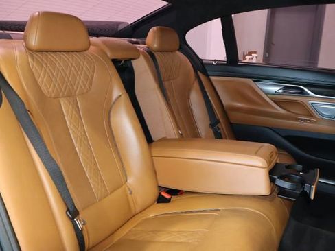 Used 2016 BMW 750i xDrive 750i xDrive image 82