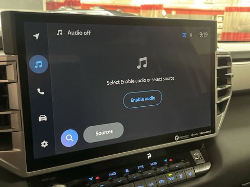 Used 2024 Toyota Tundra Limited image 23