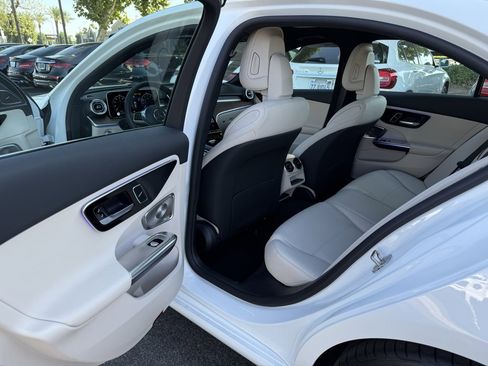 New 2025 Mercedes-Benz C 300 Sedan image 19