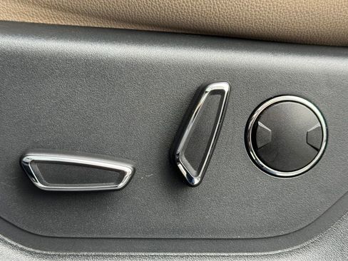 Used 2024 Ford Expedition Max Limited image 21